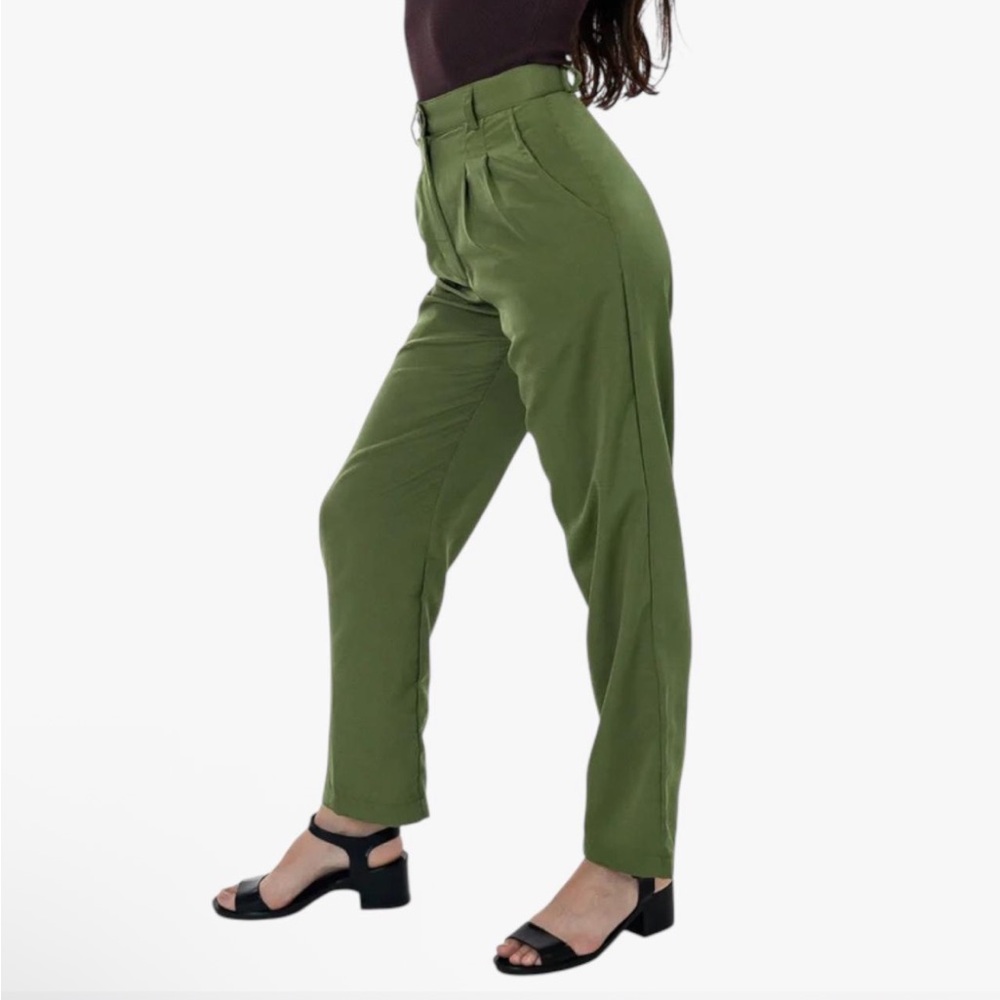 Los Angeles Apparel Poly Pleated Straight Leg Pants in Army Green XS